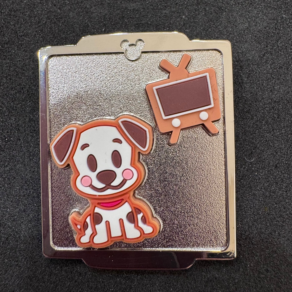 101 Dalmatians Christmas Cookies 24-Day Advent Calendar Mystery Pin