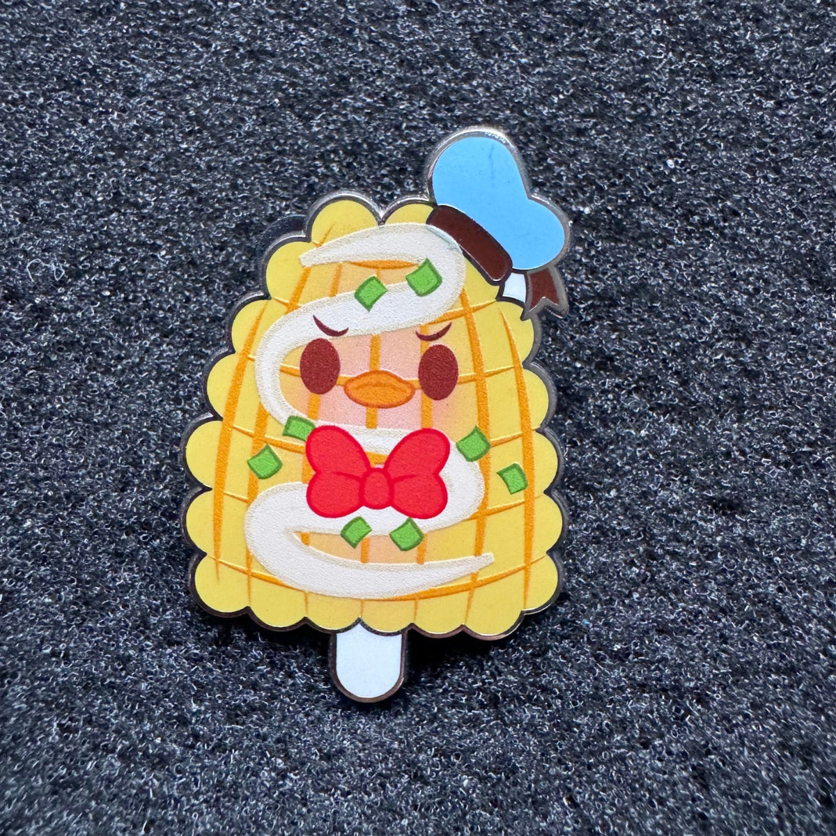 Donald Duck Corn Elote Munchlings Mystery Pin