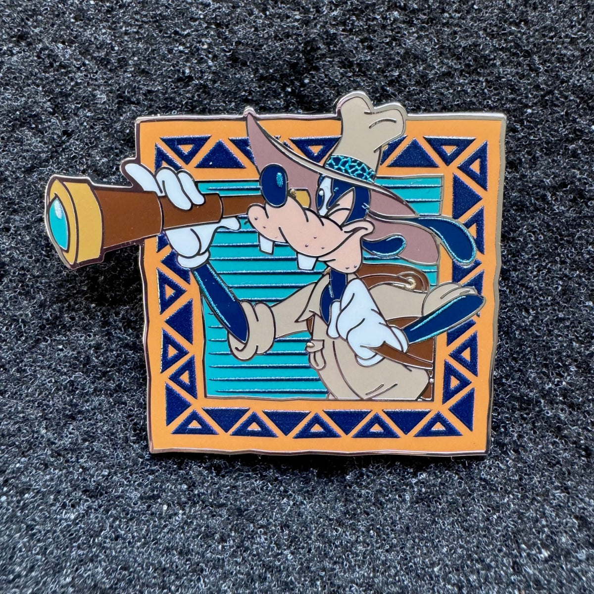 Goofy Animal Kingdom Mystery Pin
