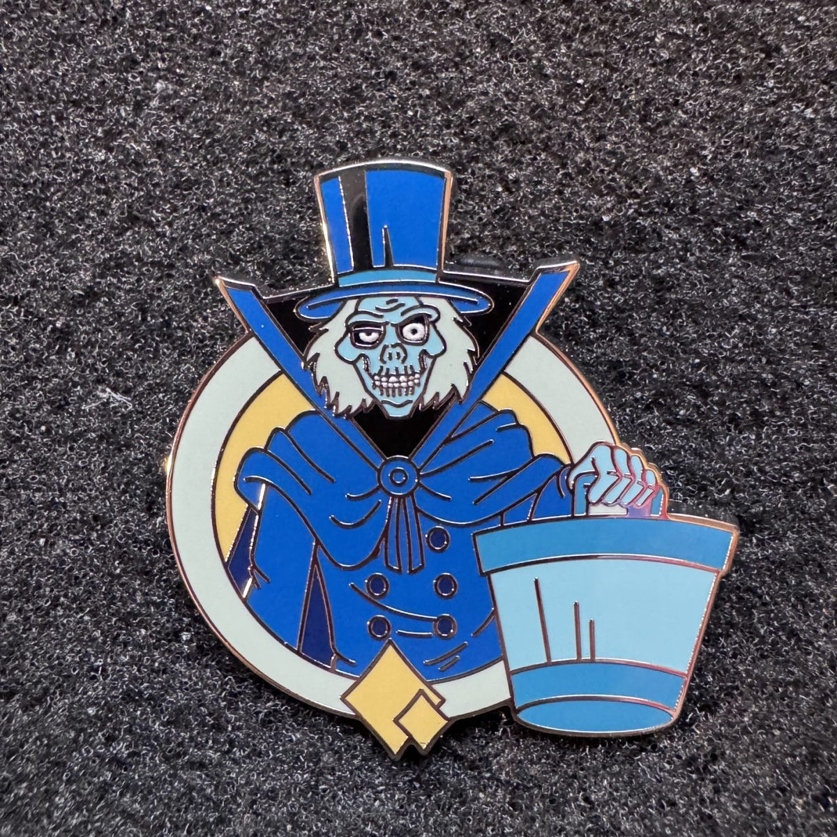 Hatbox Ghost Enchanted Ensemble Pin