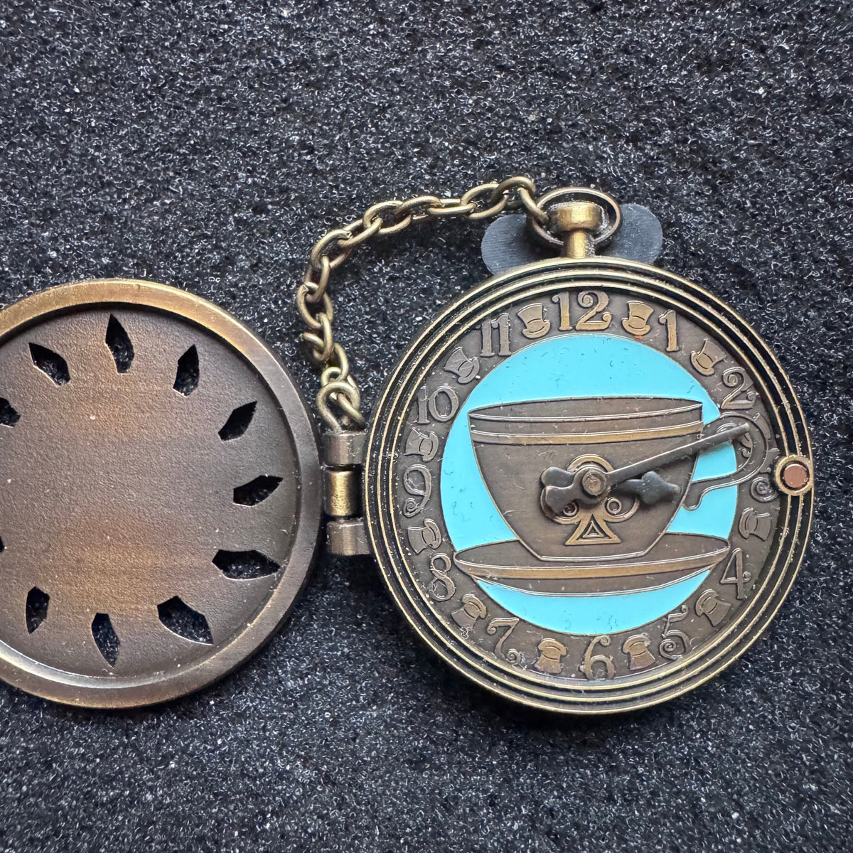 Cheshire Cat Magical Timepieces Hinged Pin