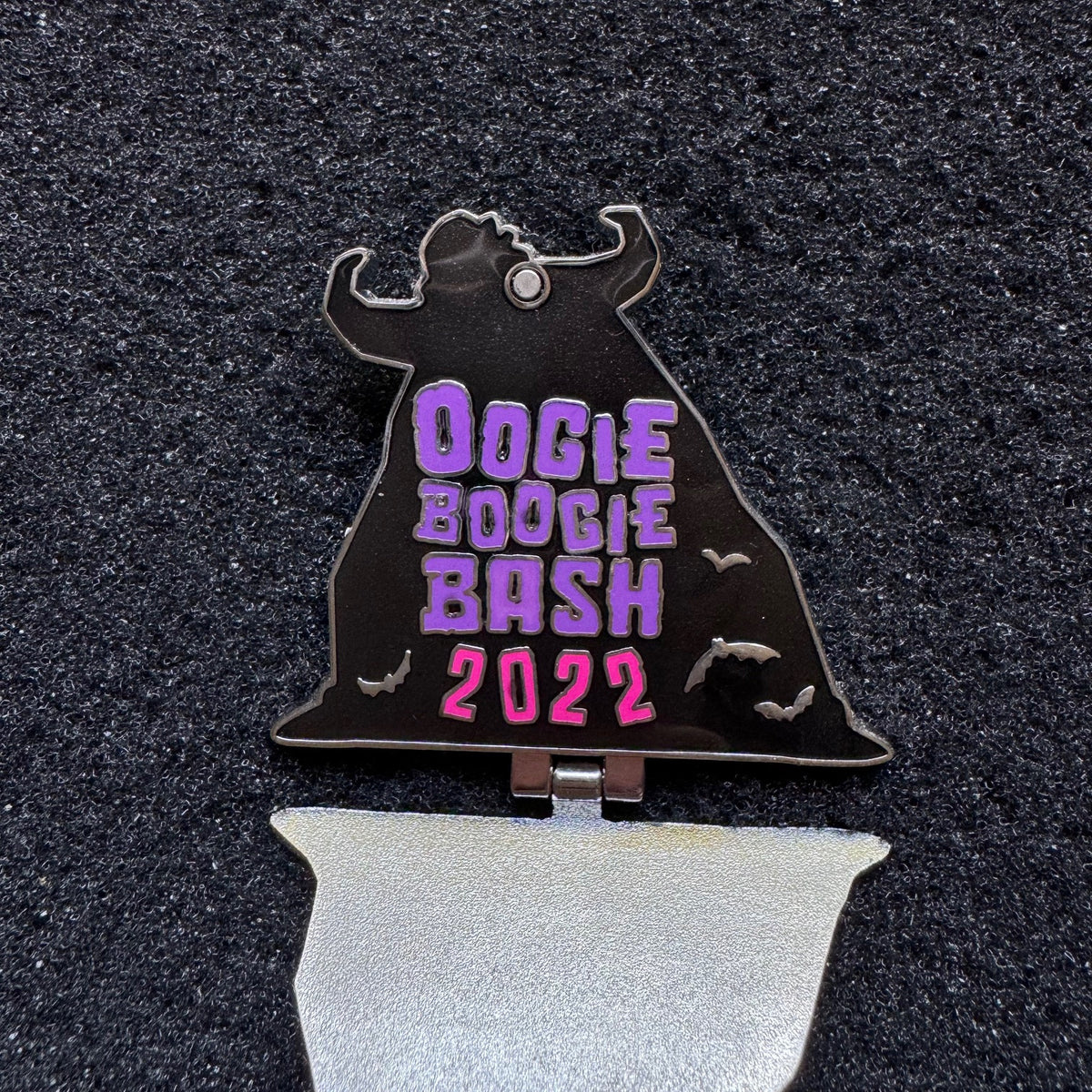 Oogie Boogie Bash Hinged Pin