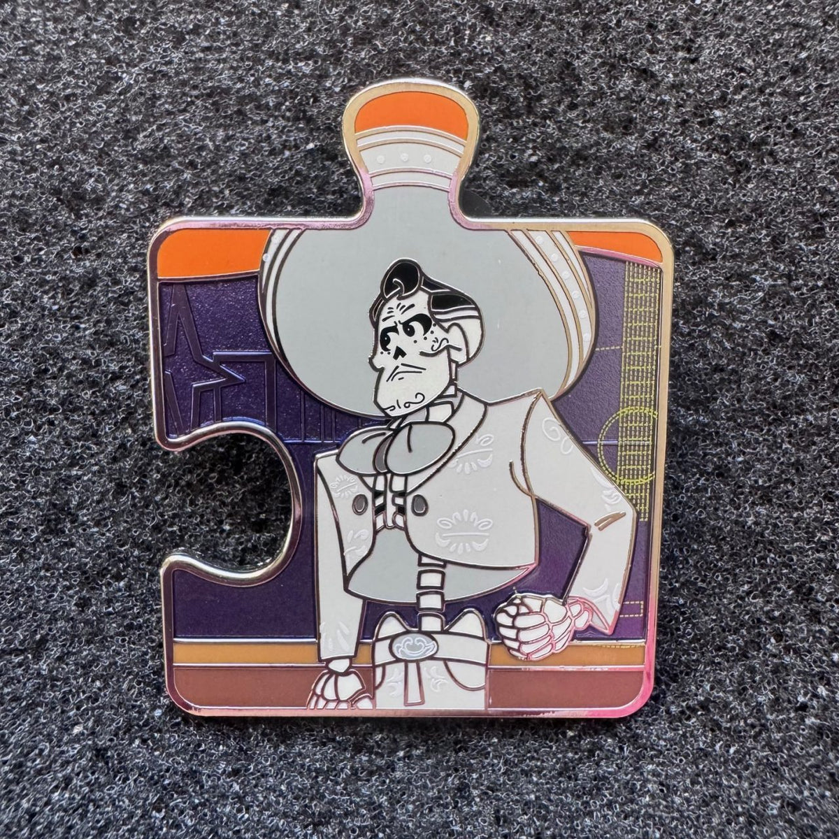 Ernesto de la Cruz Coco Puzzle Character Connection Mystery Pin