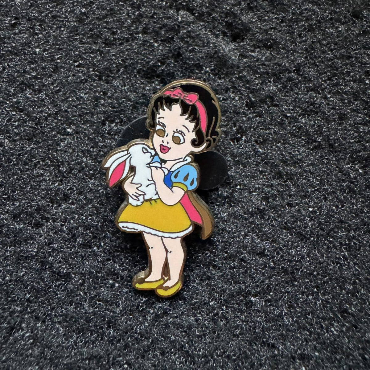 Snow White Princess Toddler Series Pin