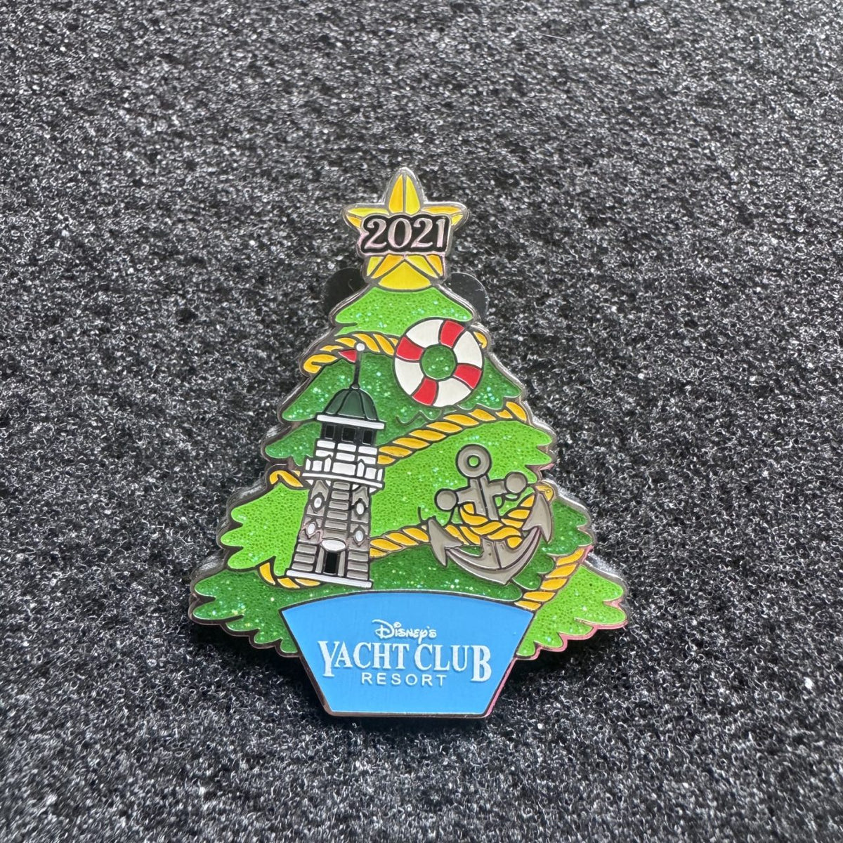 Minnie Mouse Yacht Club Resort Christmas Tree Pre-Production Pin