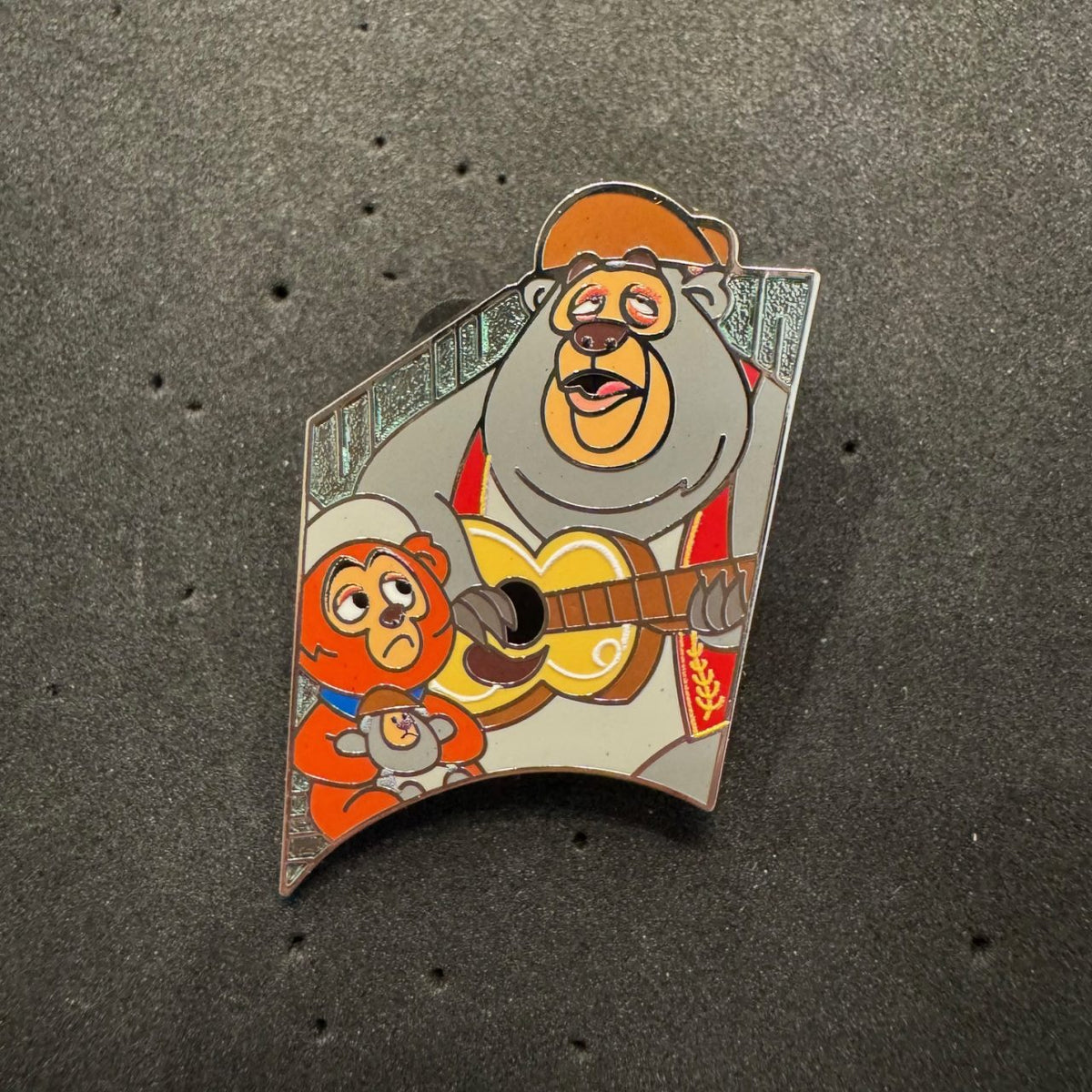 Oscar & Big Al 25th Anniversary Mystery Pin