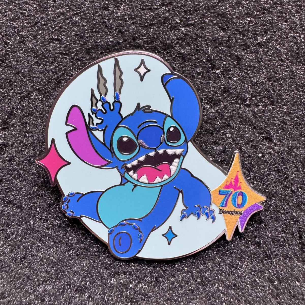Stitch Disneyland 70th Anniversary Characters Mystery Pin