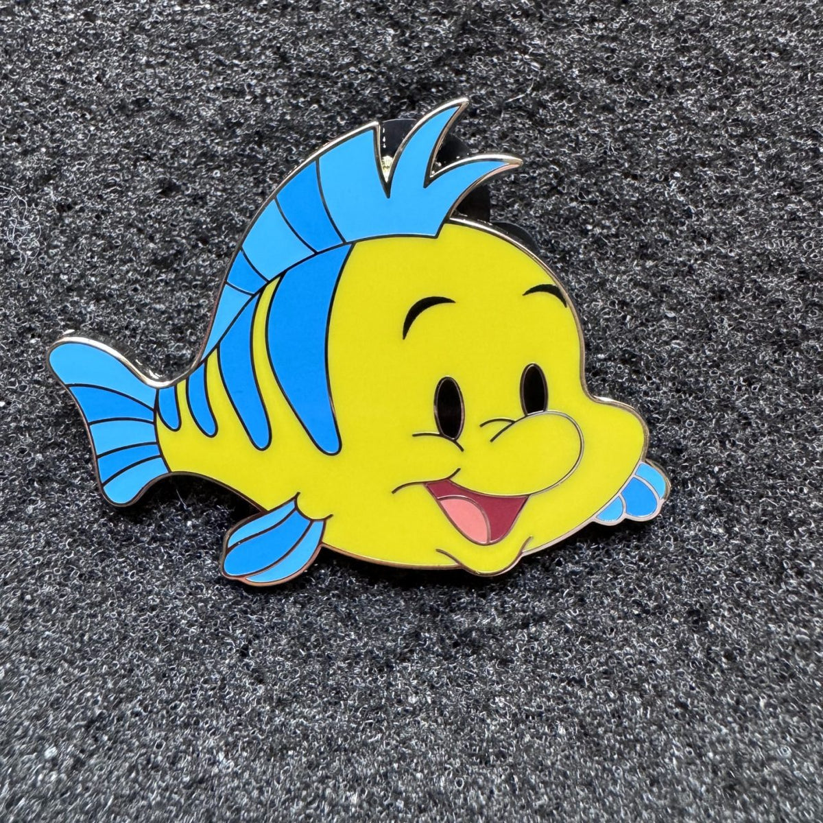 Flounder Disney Sidekick Booster Pin