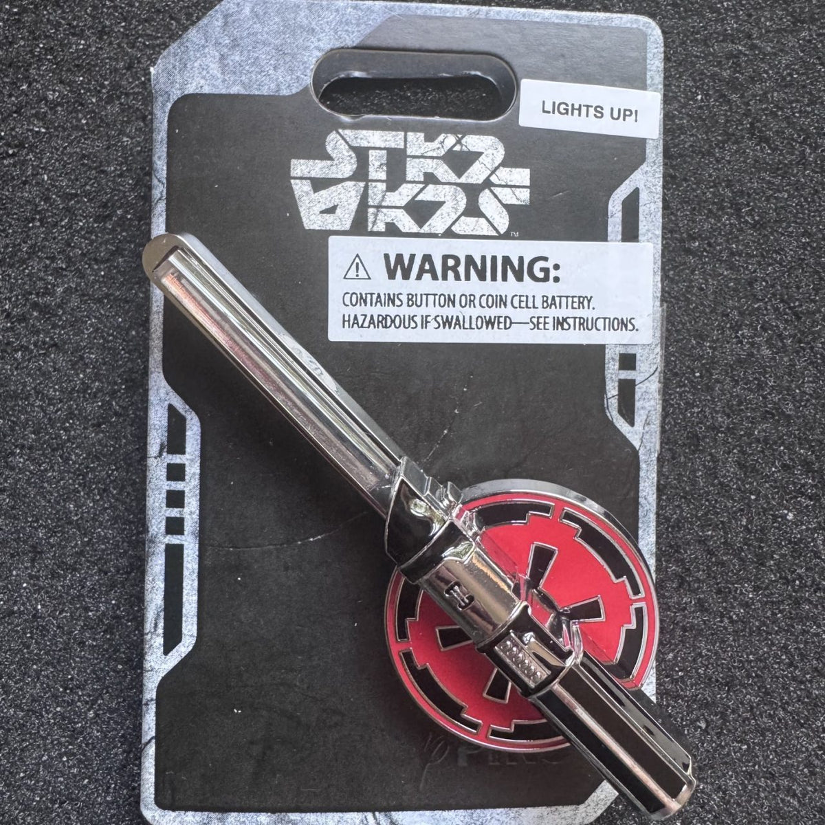 Darth Vader Light-Up Lightsaber Pin