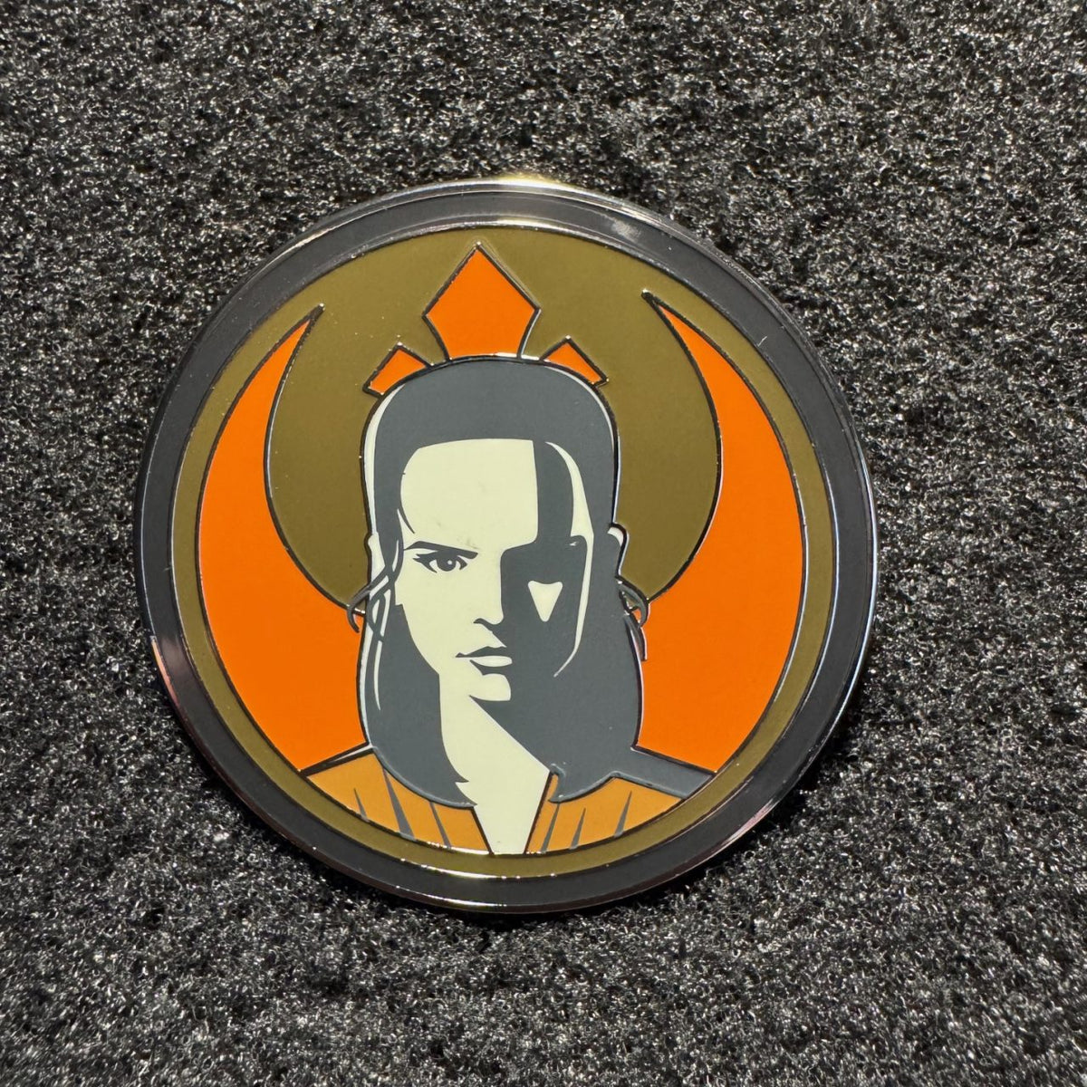 Rey Star Wars Galaxy's Edge Mystery Pin