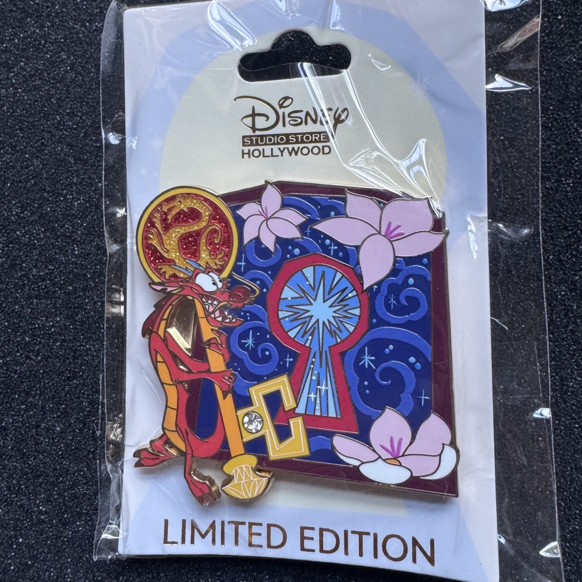 Mushu & Mulan Unlocking the Magic DSSH Pin