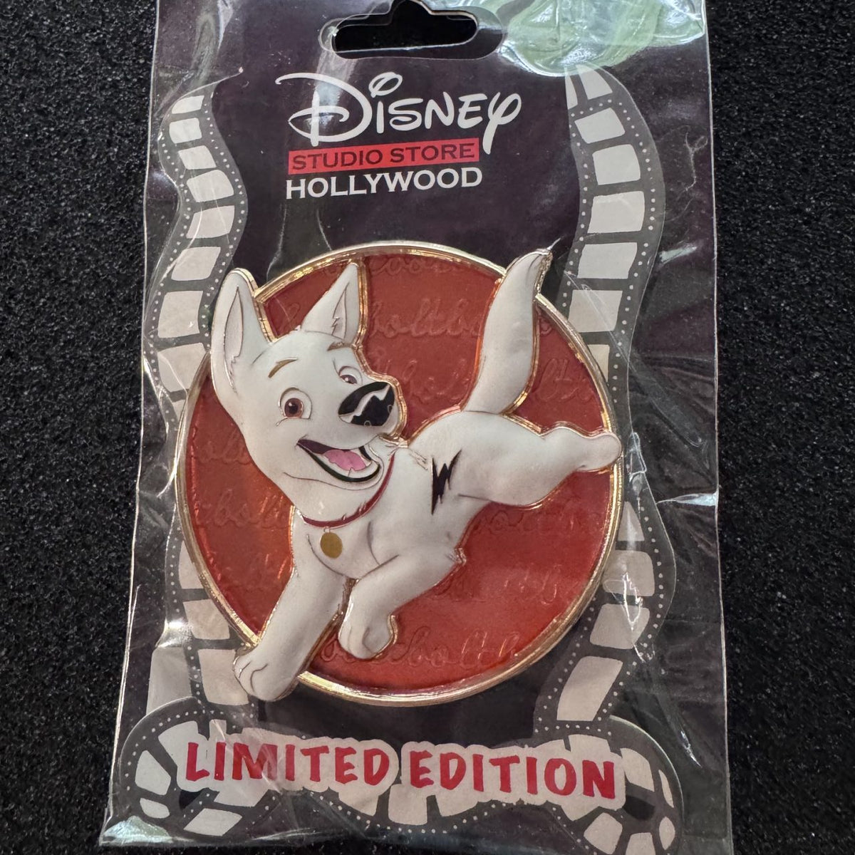 Bolt Cursive Cuties D23 Pin