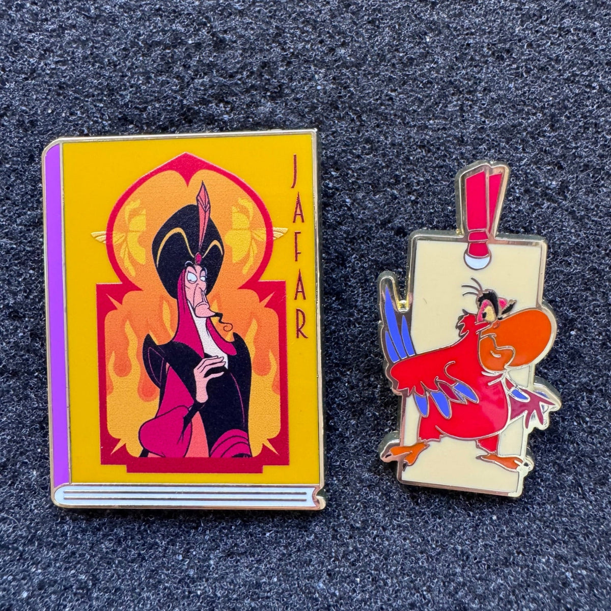 Jafar Disney Villain Book and Bookmark Blind Box Pin Set