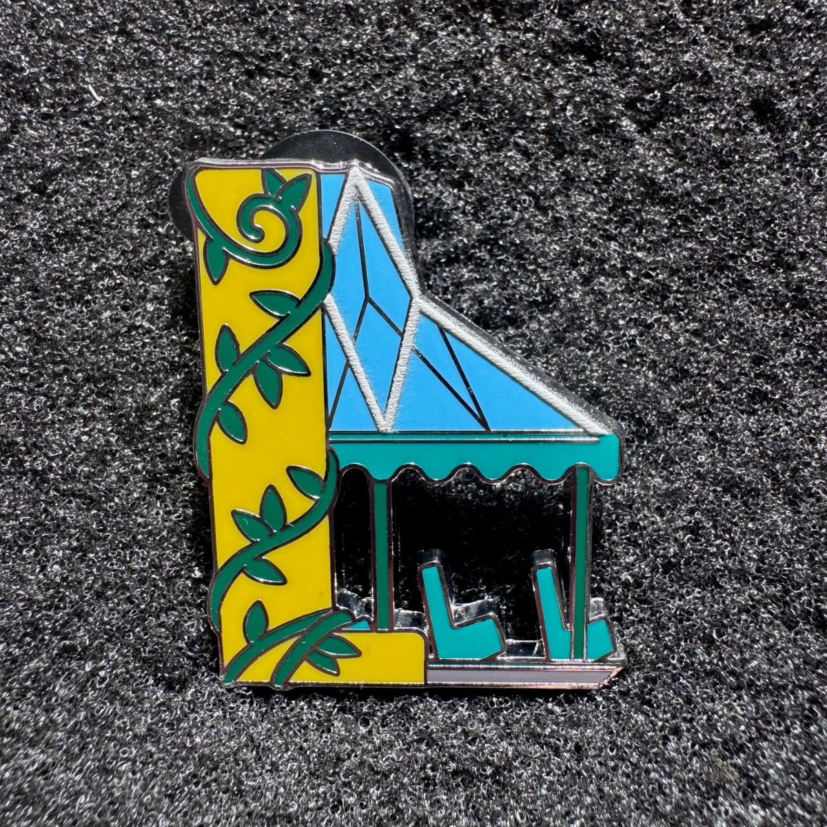 Living with the Land "L" Attractions Alphabet Mystery Pin