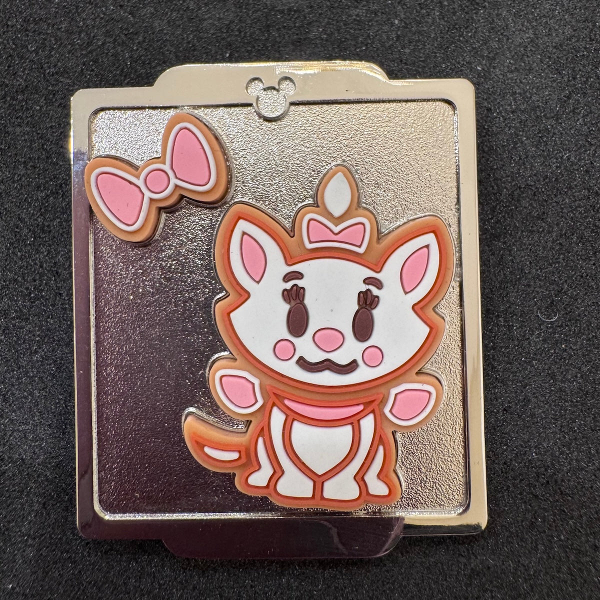 Marie Christmas Cookies 24-Day Advent Calendar Mystery Pin