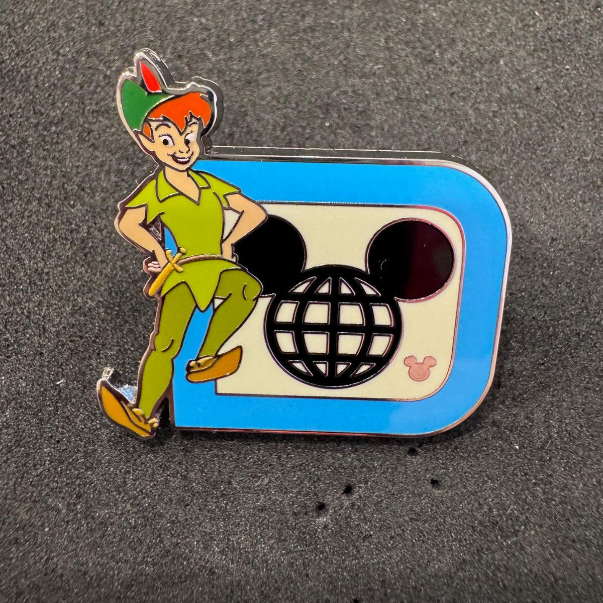 Peter Pan Walt Disney World D Wave B Hidden Disney Pin