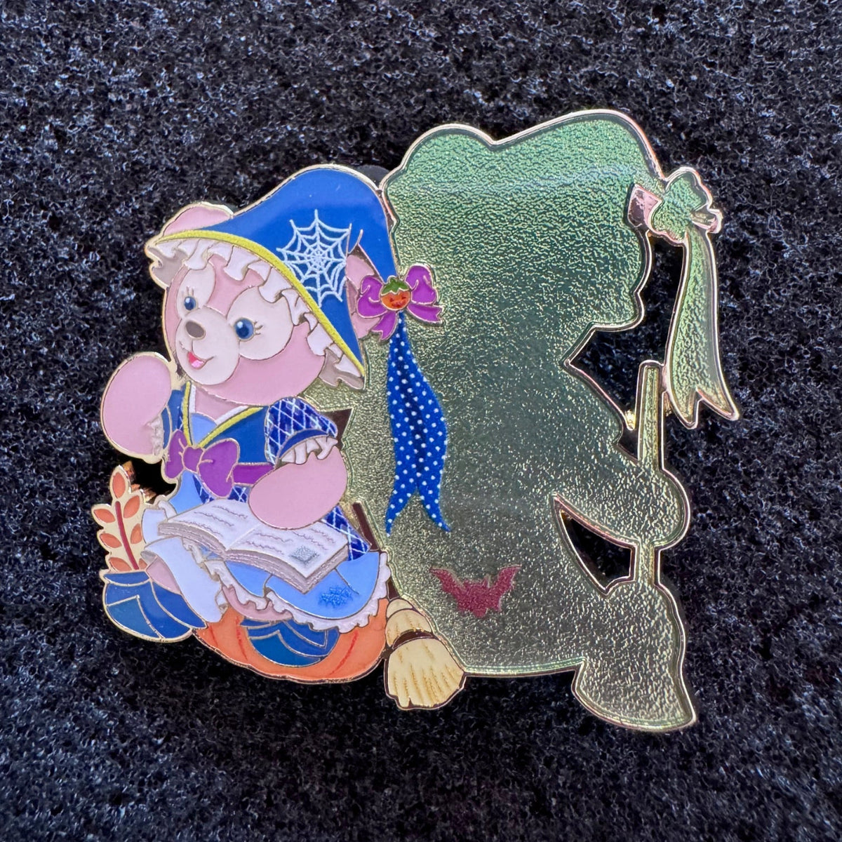 ShellieMay Duffy & Friends Halloween Mystery Pin