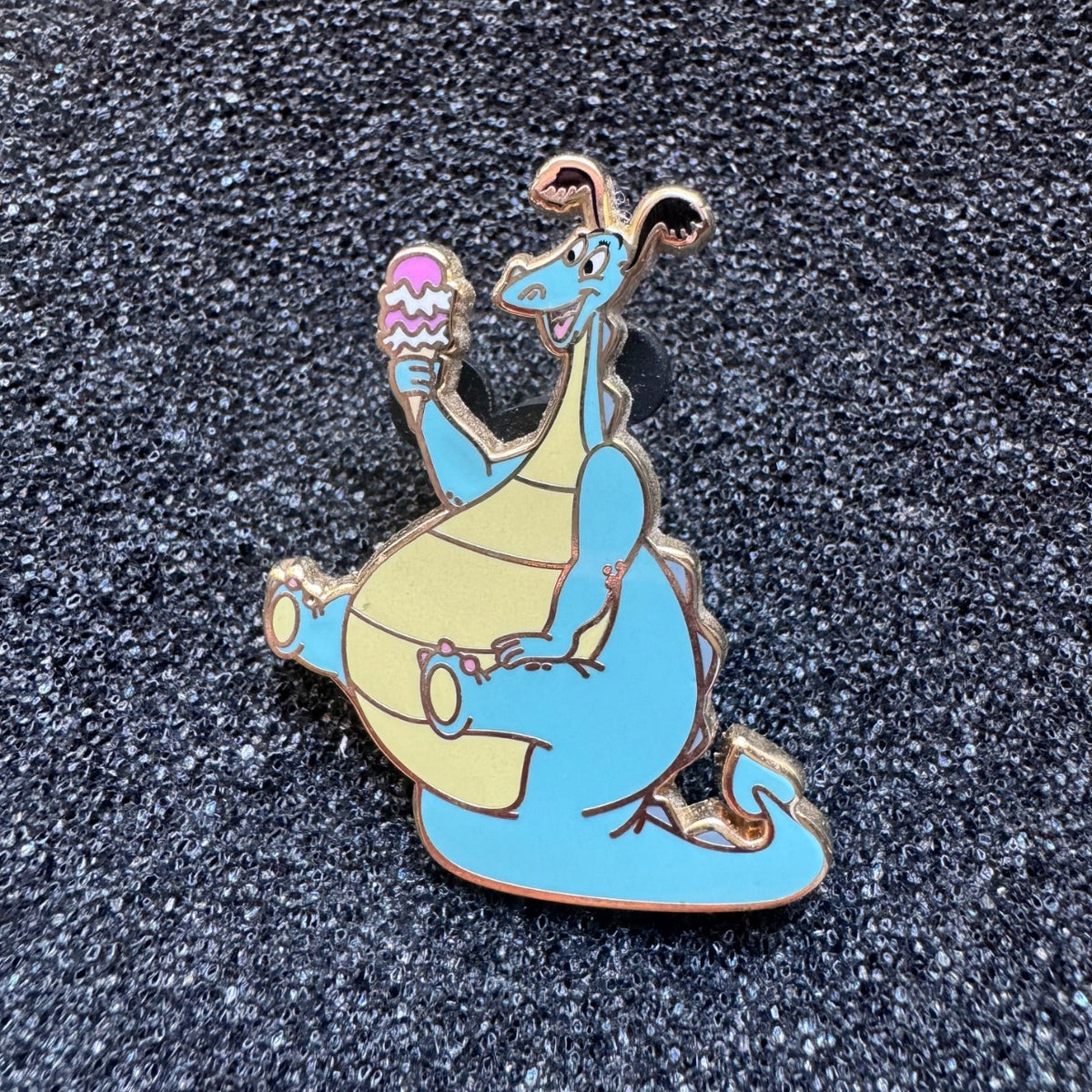 The Reluctant Dragon Pin Traders Delight DSSH Pin
