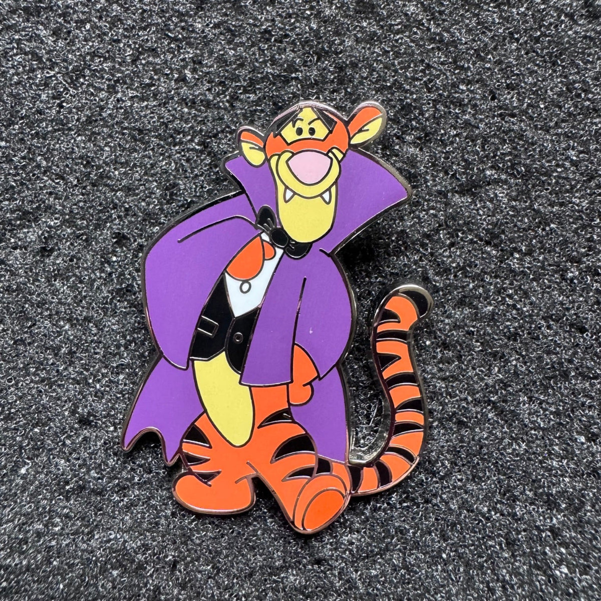 Tigger Pooh & Friends Halloween Pin