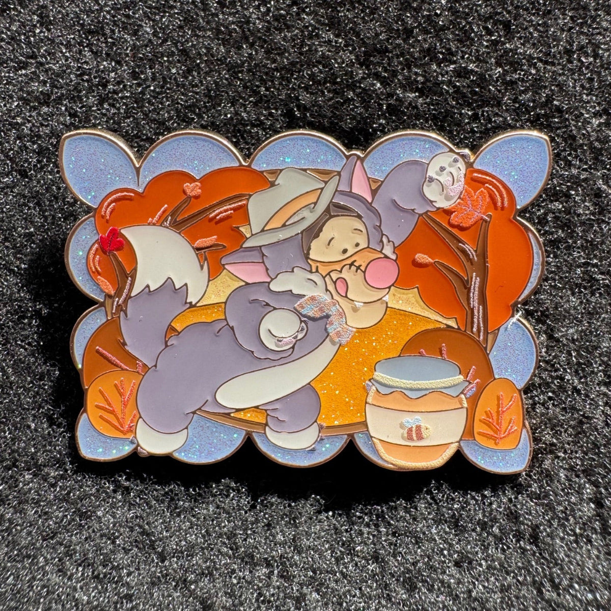 Tigger Winnie the Pooh and Friends Autumn Mystery Pin