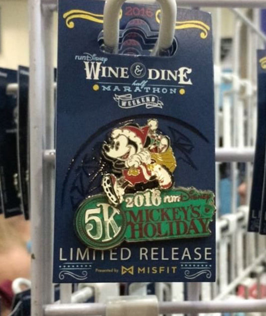 food-wine-mickeys-holiday-5k-pin-2016