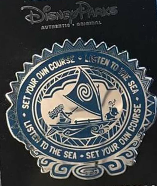 Cast Member Moana Pin
