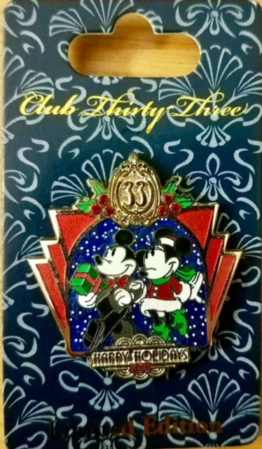 Disney Club 33 Holiday 2016 Pin