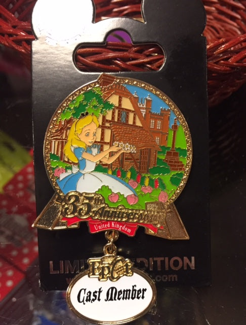 Cast Member 35th Anniversary United Kingdom Pin - Epcot