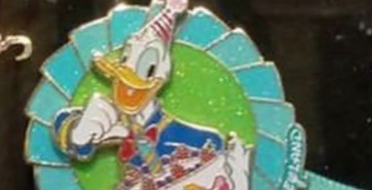 Donald Duck 2017 Birthday Pin