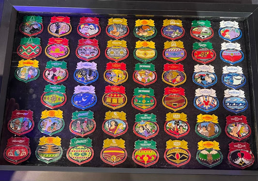 Christmas Resorts 2022 Disney Pin Collection