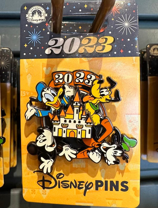Disney Parks 2023 Spinner Pin
