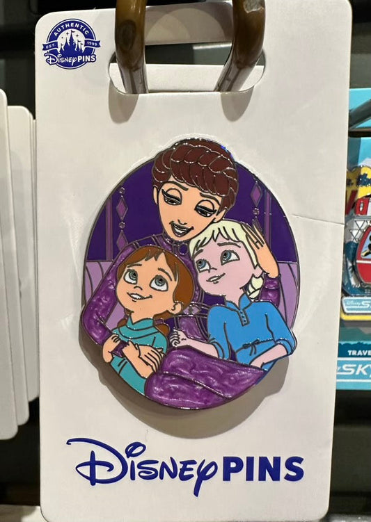 Young Anna & Elsa Frozen 2022 Disney Pin
