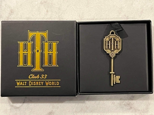 Hollywood Tower Hotel Key Club 33 Disney Pin