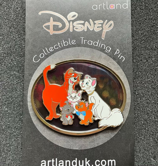 The Aristocats Family Portrait Glass ArtLand Pin