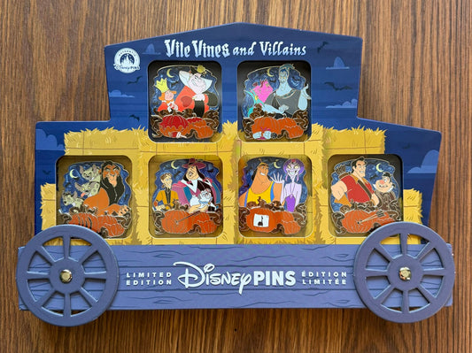 Disney Villains Halloween 2026 Boxed Pin Set