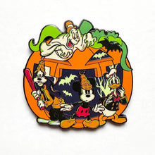 Lonesome Ghosts Halloween Disney Pin