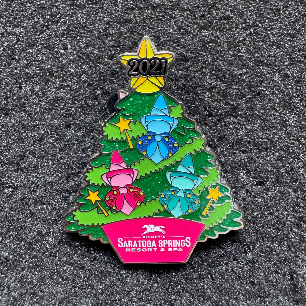 Aurora & Samson Saratoga Springs Resort Christmas Tree Hinged Pre-Production Pin