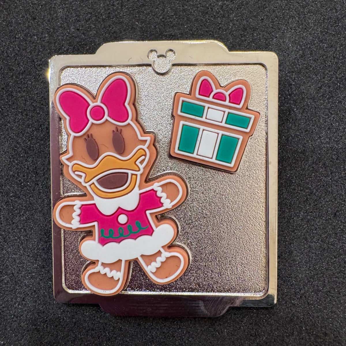 Daisy Duck Christmas Cookies 24-Day Advent Calendar Mystery Pin