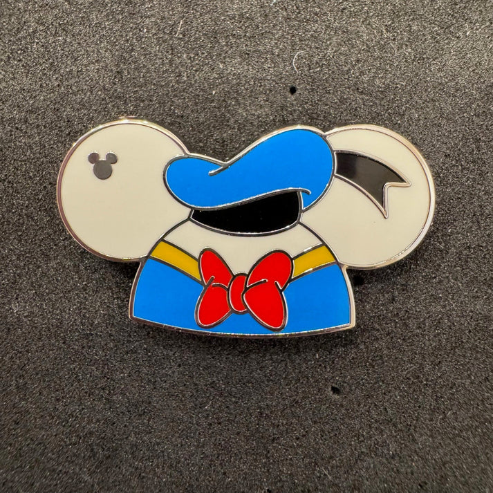 Donald Duck Ear Hats Wave B Hidden Disney Pin – Disney Pins Blog