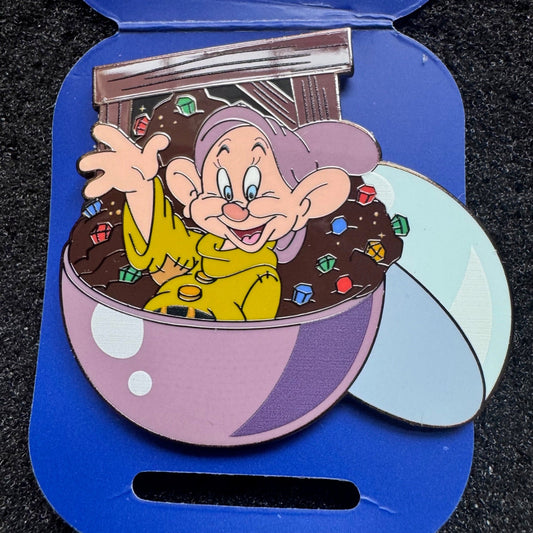 Dopey Gachapon Ball Vending Machine Mystery Series I Pin