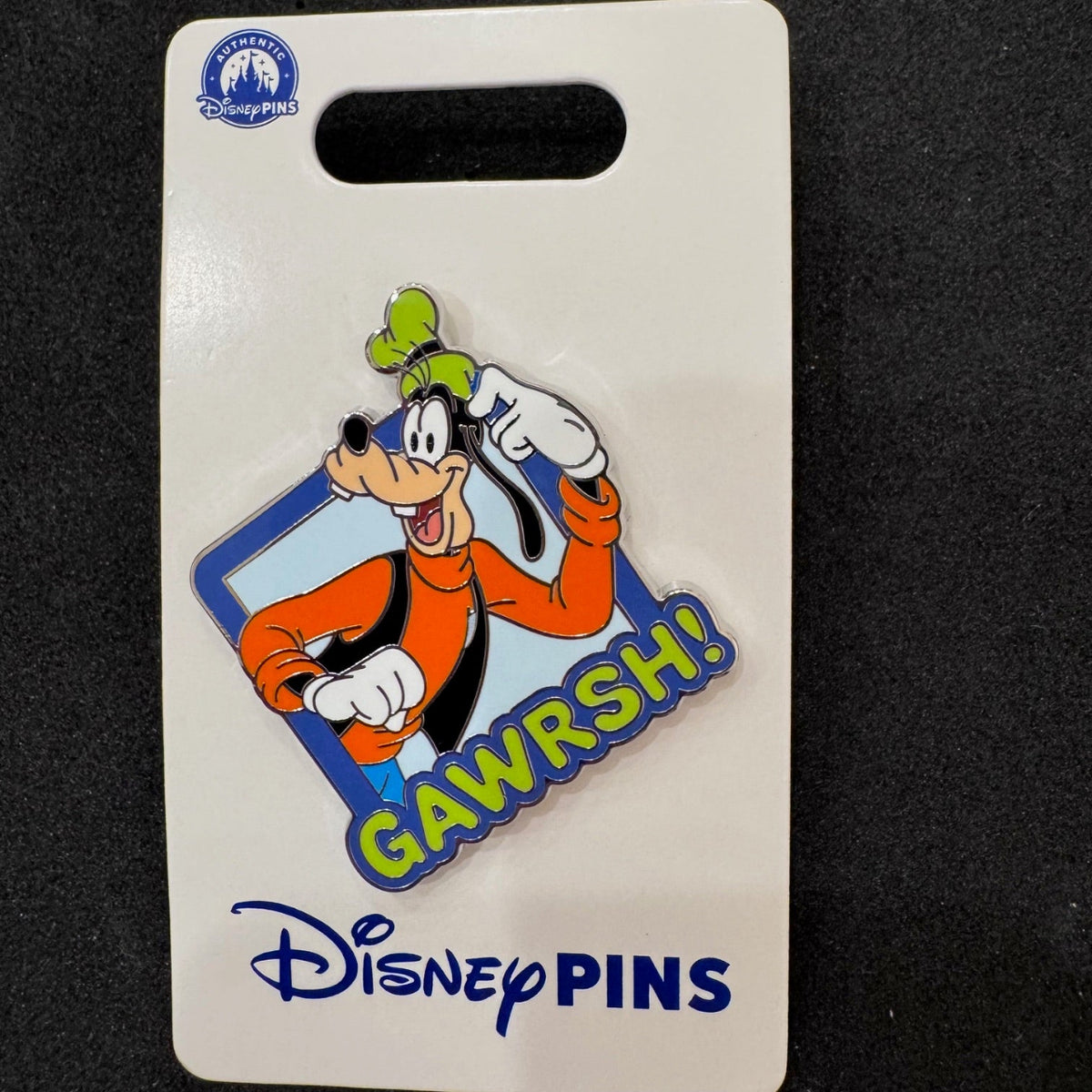 Goofy "Gawrsh!" Pin
