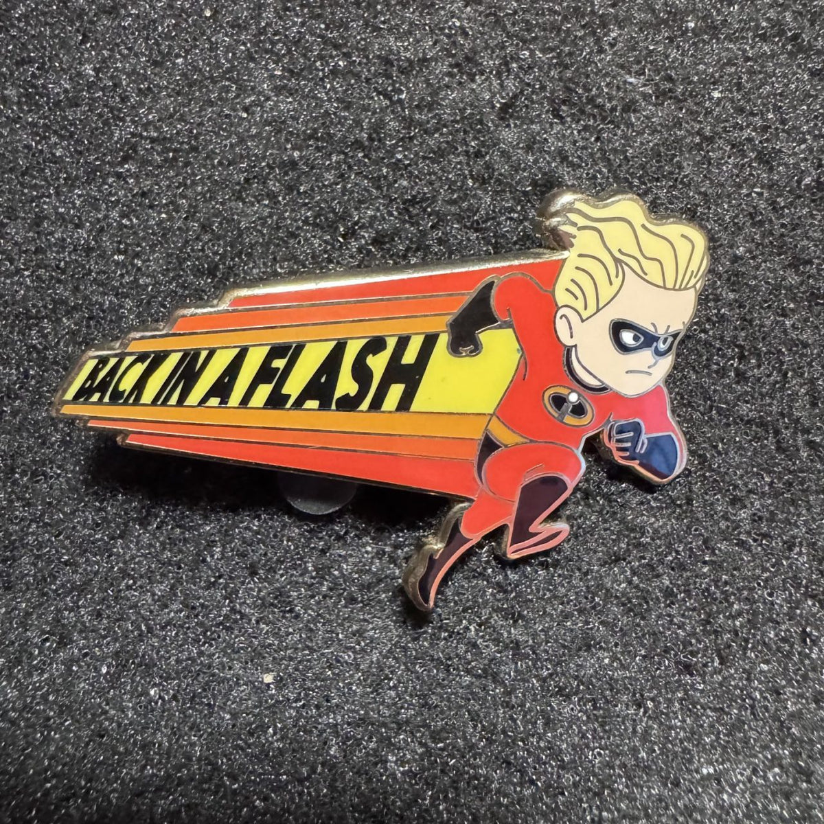 Dash "Back in a Flash" The Incredibles 2 Pin