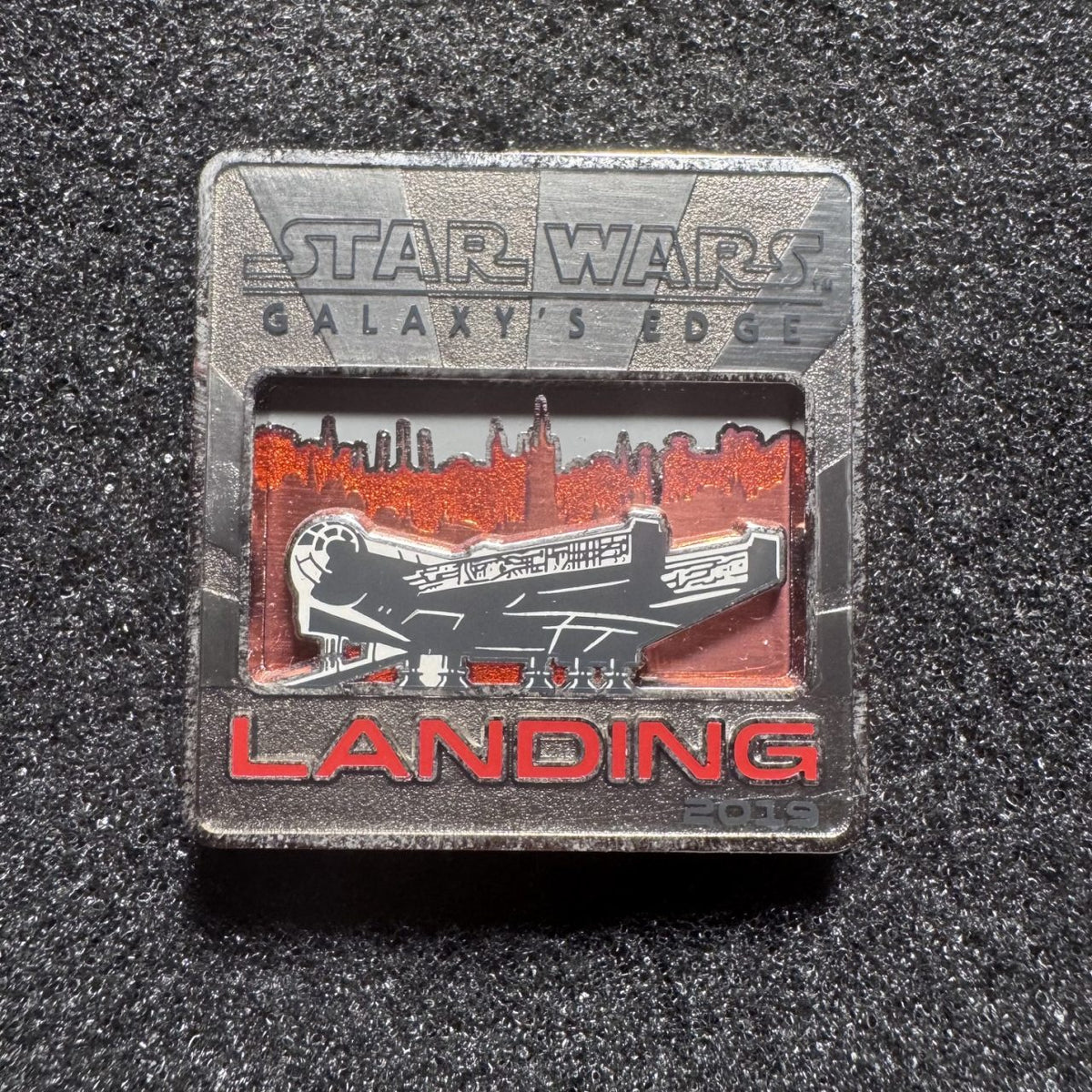 Star Wars Galaxy's Edge Landing Pin