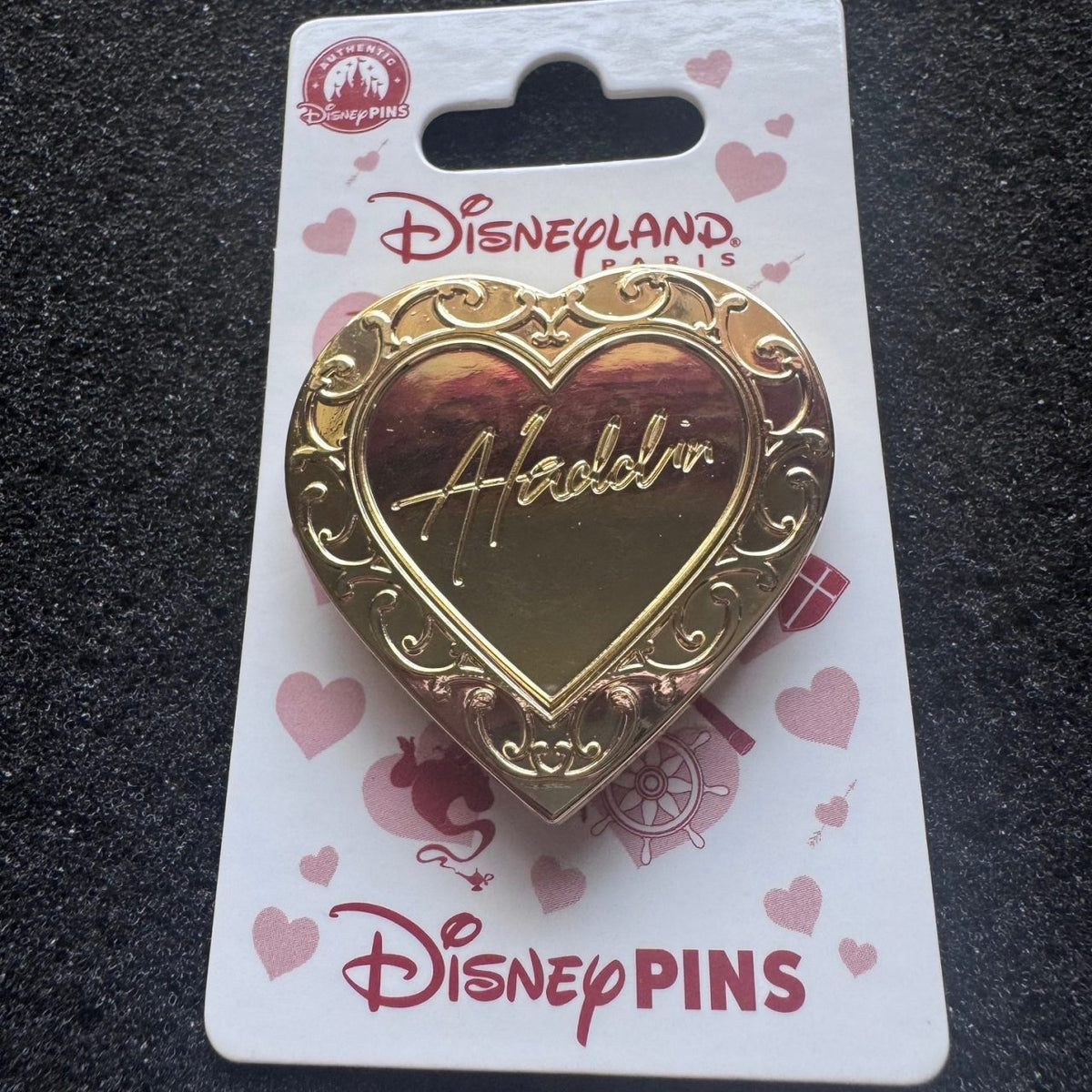 Prince Aladdin Heart Locket DLP Pin