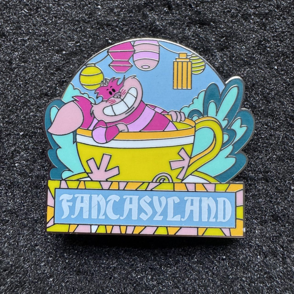 Cheshire Cat Mad Tea Party Fantasyland Booster Pin