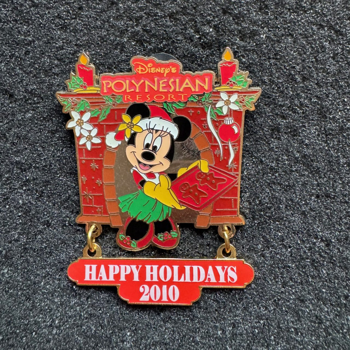 Minnie Disney's Polynesian Resort Happy Holidays Dangle Pin