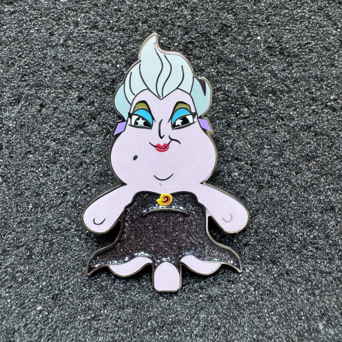 Ursula Disney Wishables Shimmer Mystery Pin