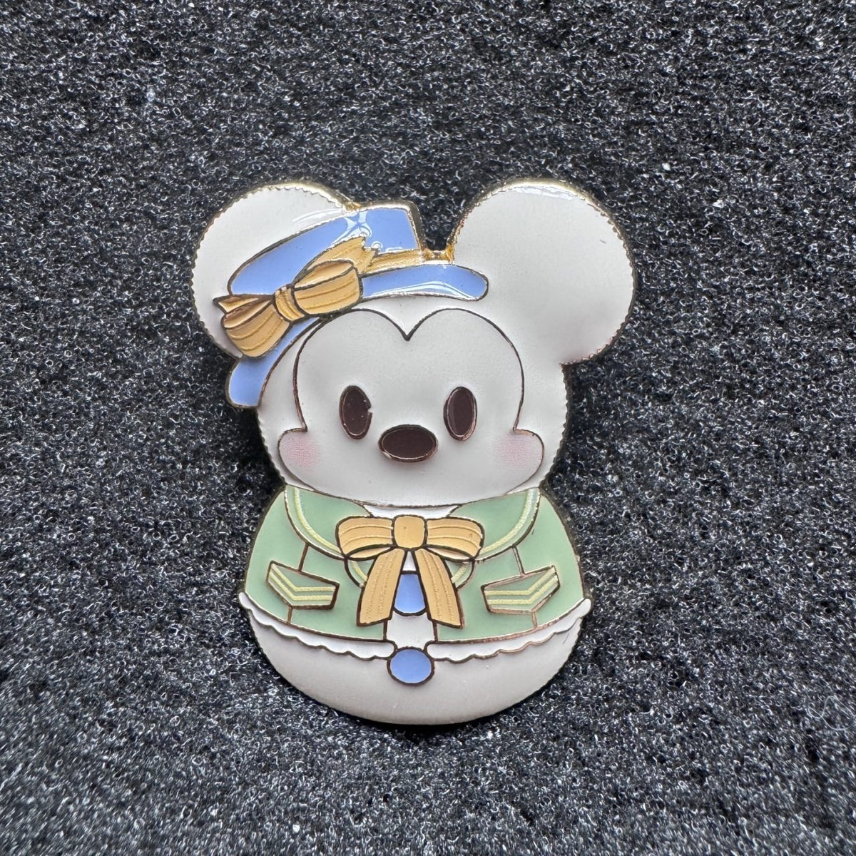 Mickey Mouse Winter Snowman Mystery Pin