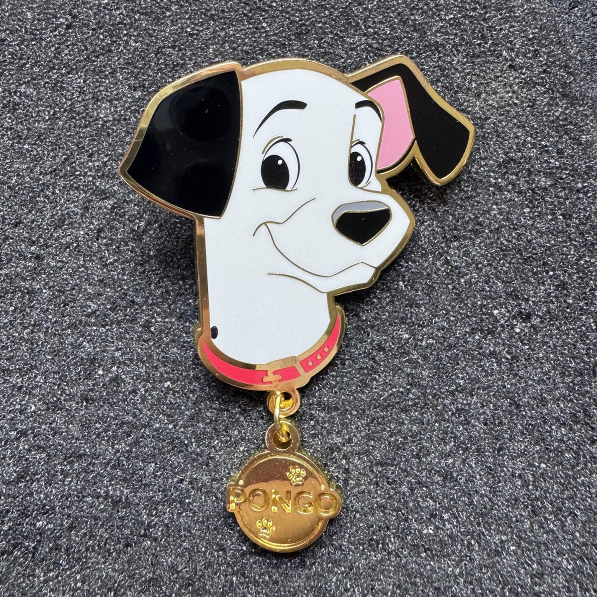 Pongo Cats and Dogs Dangle Collar Blind Box Pin