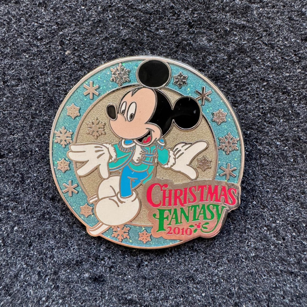 Mickey Christmas Fantasy Ambassador Hotel 10th Anniversary Pin